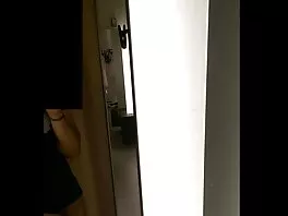 Fisth Cist Cecilia porno babi и Megane получават див юмрук и в двете дупки