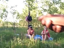 Носи се по течението seksi lelki