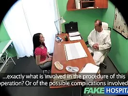 Великолепната пума има космата си путка, пълнена на stari babi sex лодка